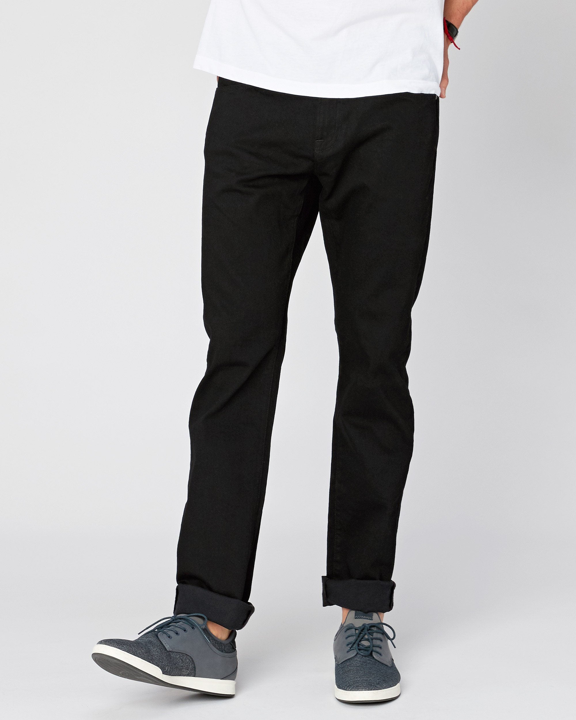 No. 7 Waterman Relaxed Fit Triple Black Flex – Agave Denim